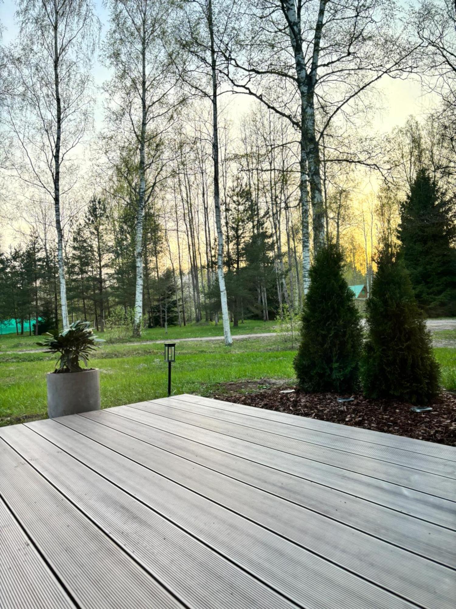 Albatross Getaway By The Sea, Spa And Forest With A Terrace Ķesterciems Exterior foto