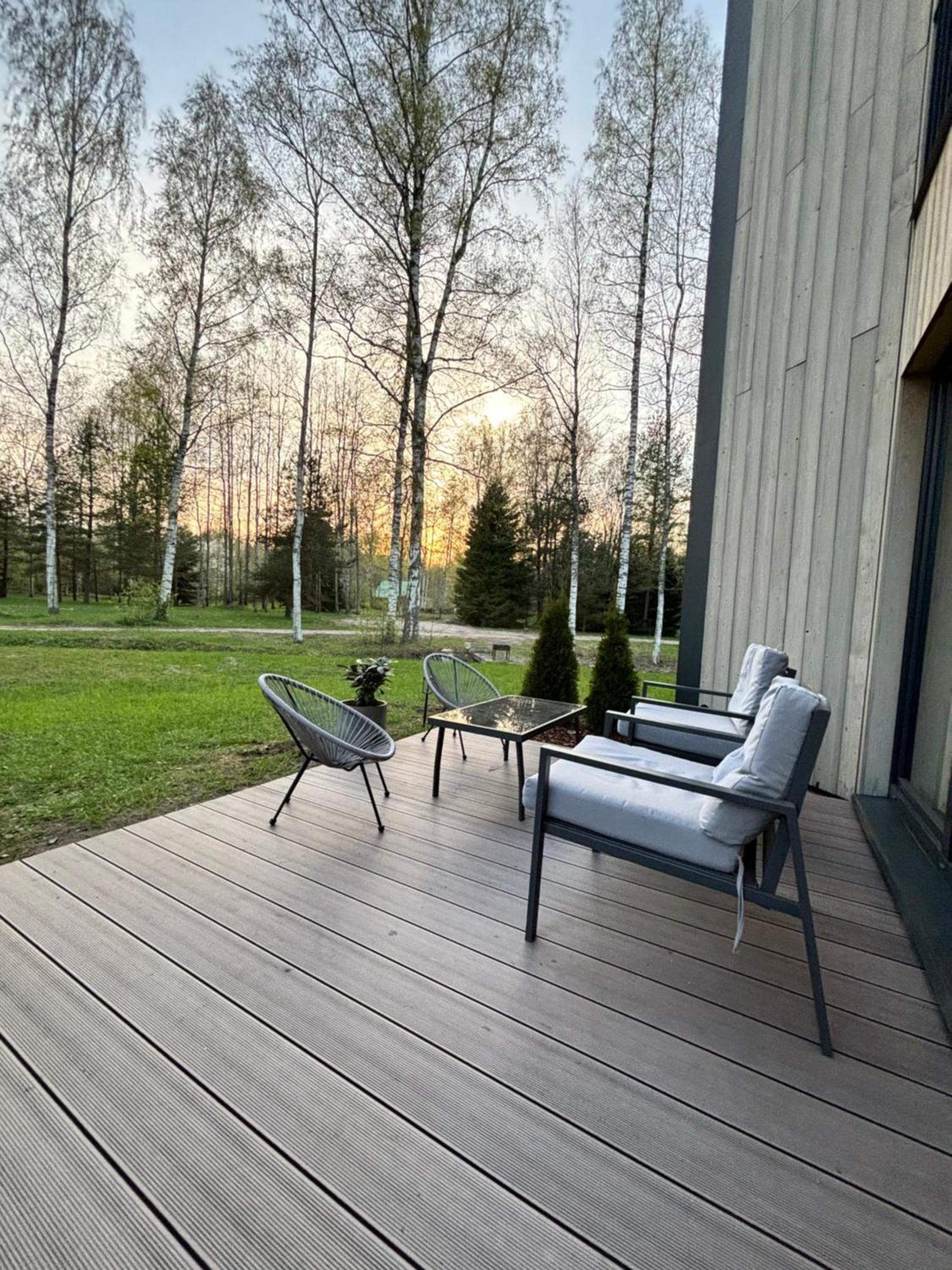 Albatross Getaway By The Sea, Spa And Forest With A Terrace Ķesterciems Exterior foto